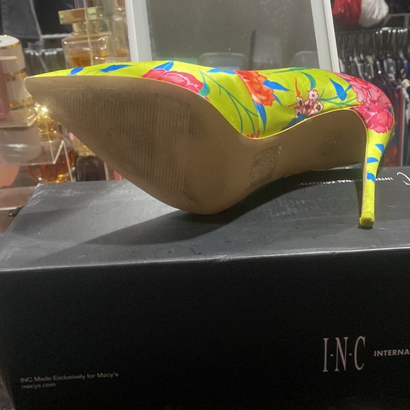 ALDO Heels - Picture 2 of 3